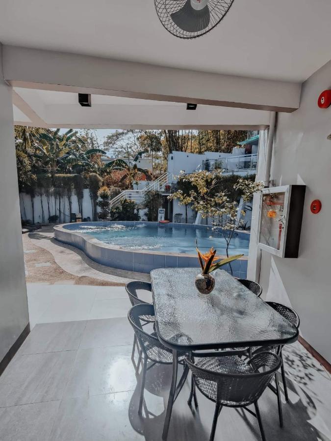 Mountain View Garden Inn كورون المظهر الخارجي الصورة